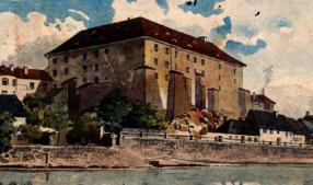 burg_kaserne.jpg (13266 Byte)